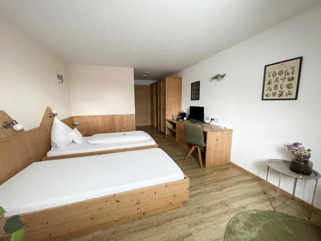 Landhotel Waldheim Pliezhausen Buitenkant foto